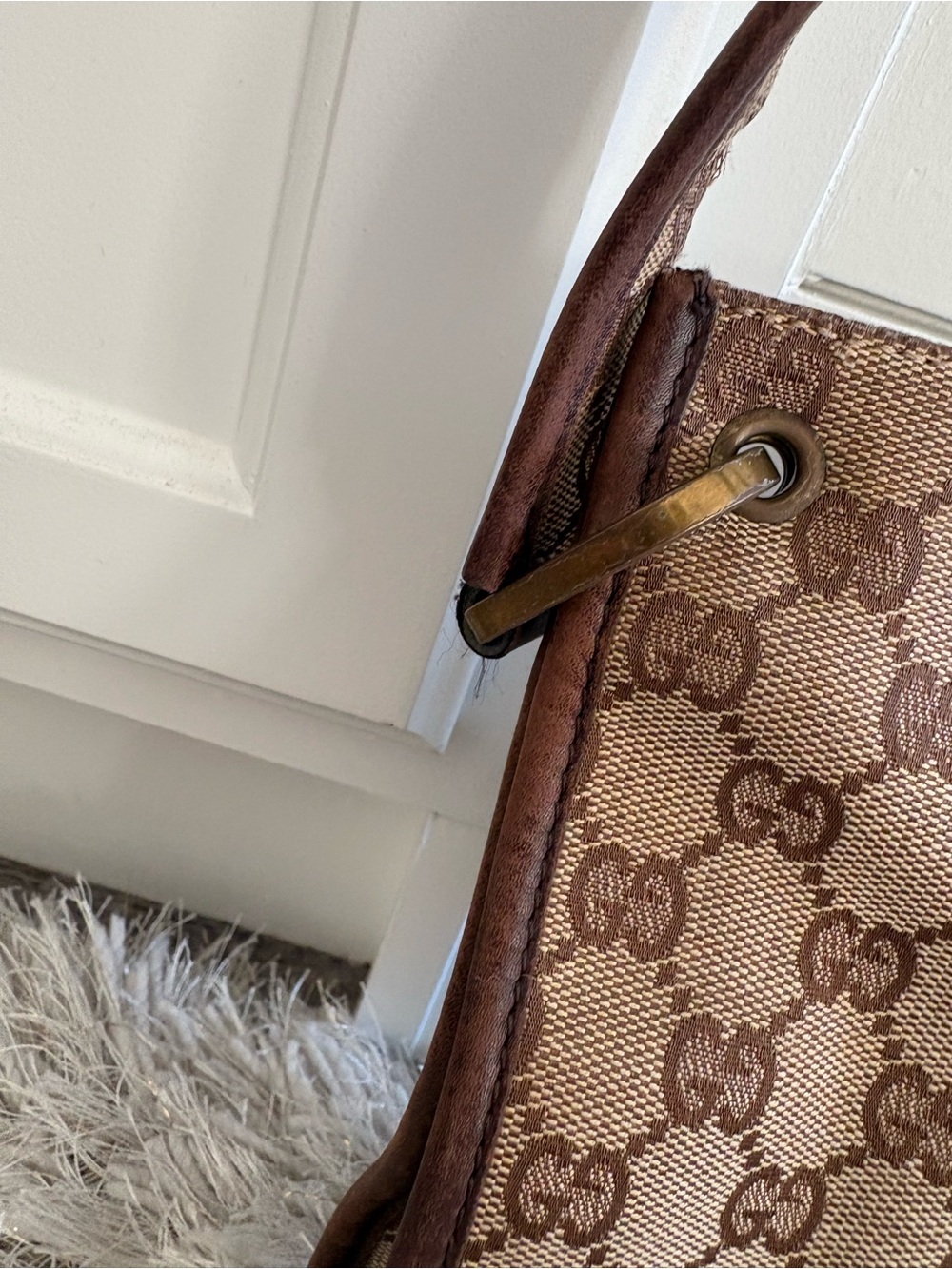 Gucci Brown GG Supreme Canvas Messenger Bag with Dark Brown Trim WORN - Picture 7 of 16